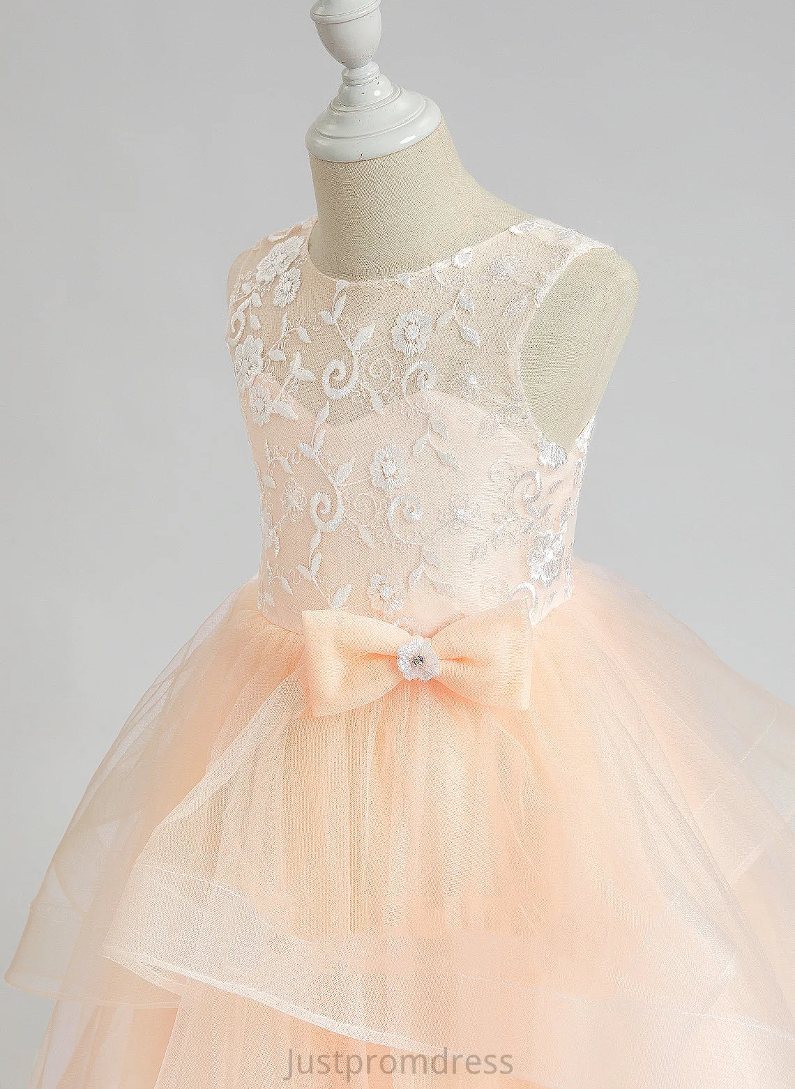 - Tulle Scalloped Lace/Flower(s)/Bow(s)/V Floor-length Judy Neck Girl Sleeveless Dress Flower Ball-Gown/Princess Flower Girl Dresses With Back