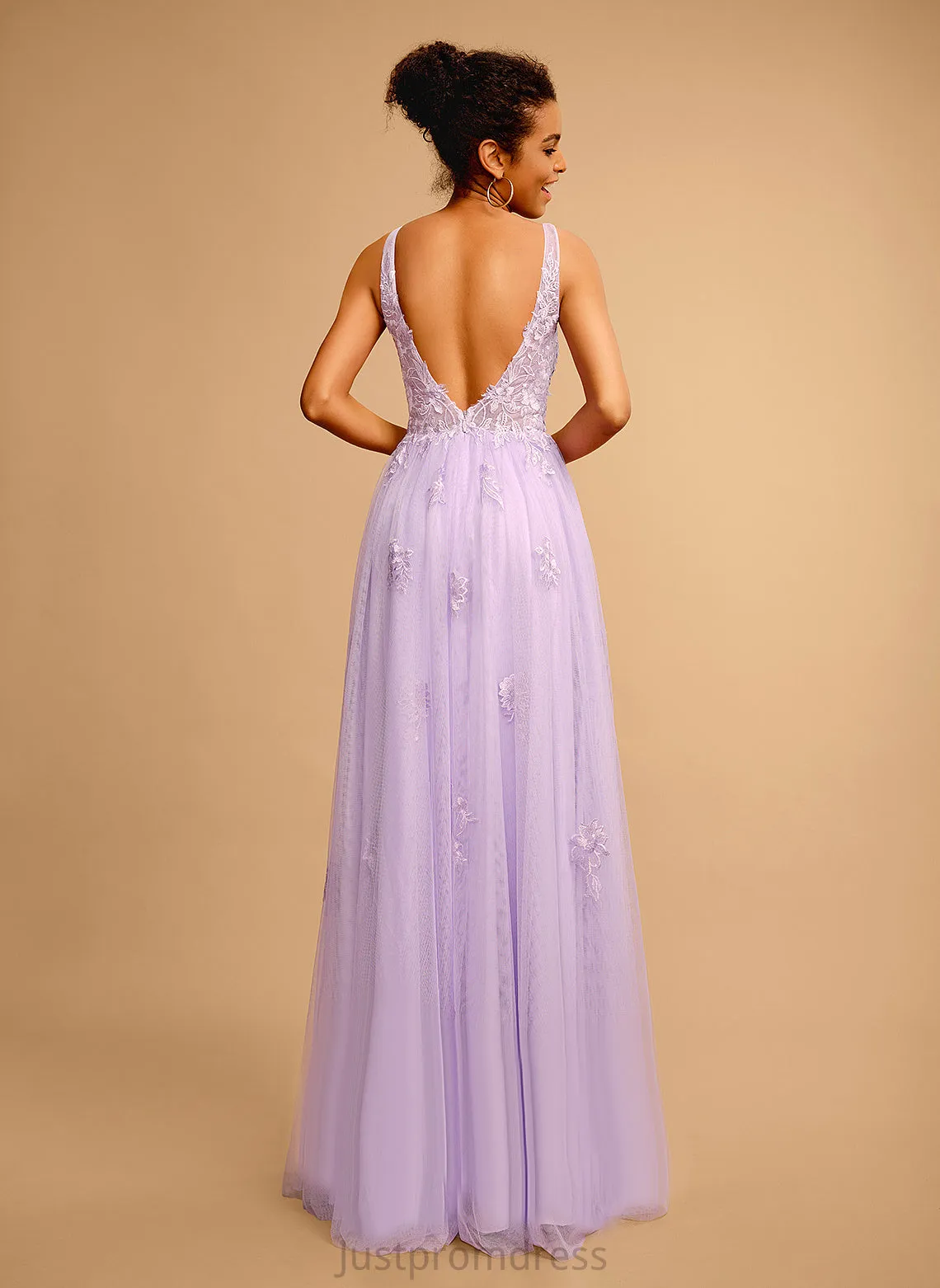Ball-Gown/Princess Prom Dresses Floor-Length Lace V-neck Emma Tulle