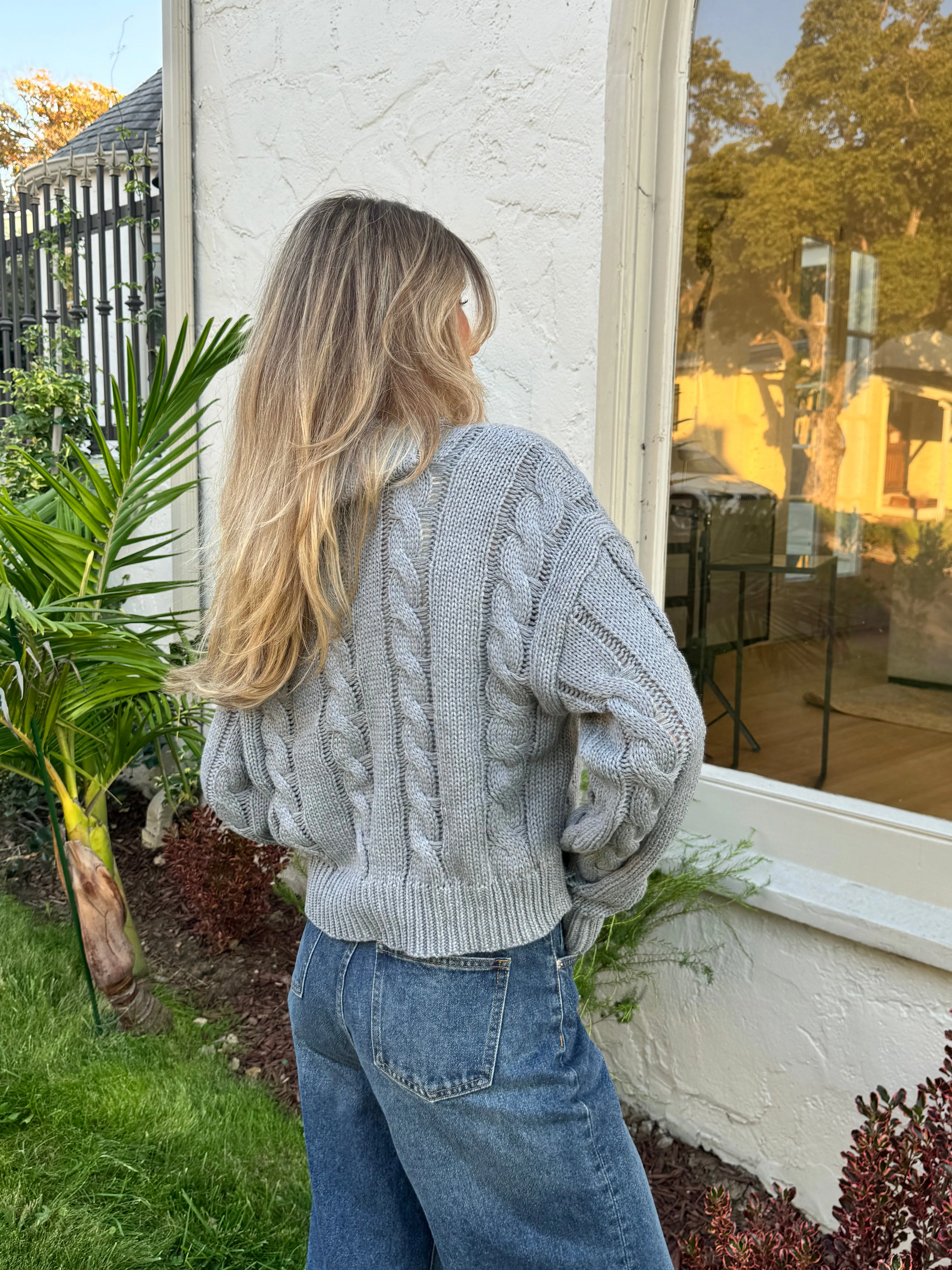 Floppy Collar Pullover