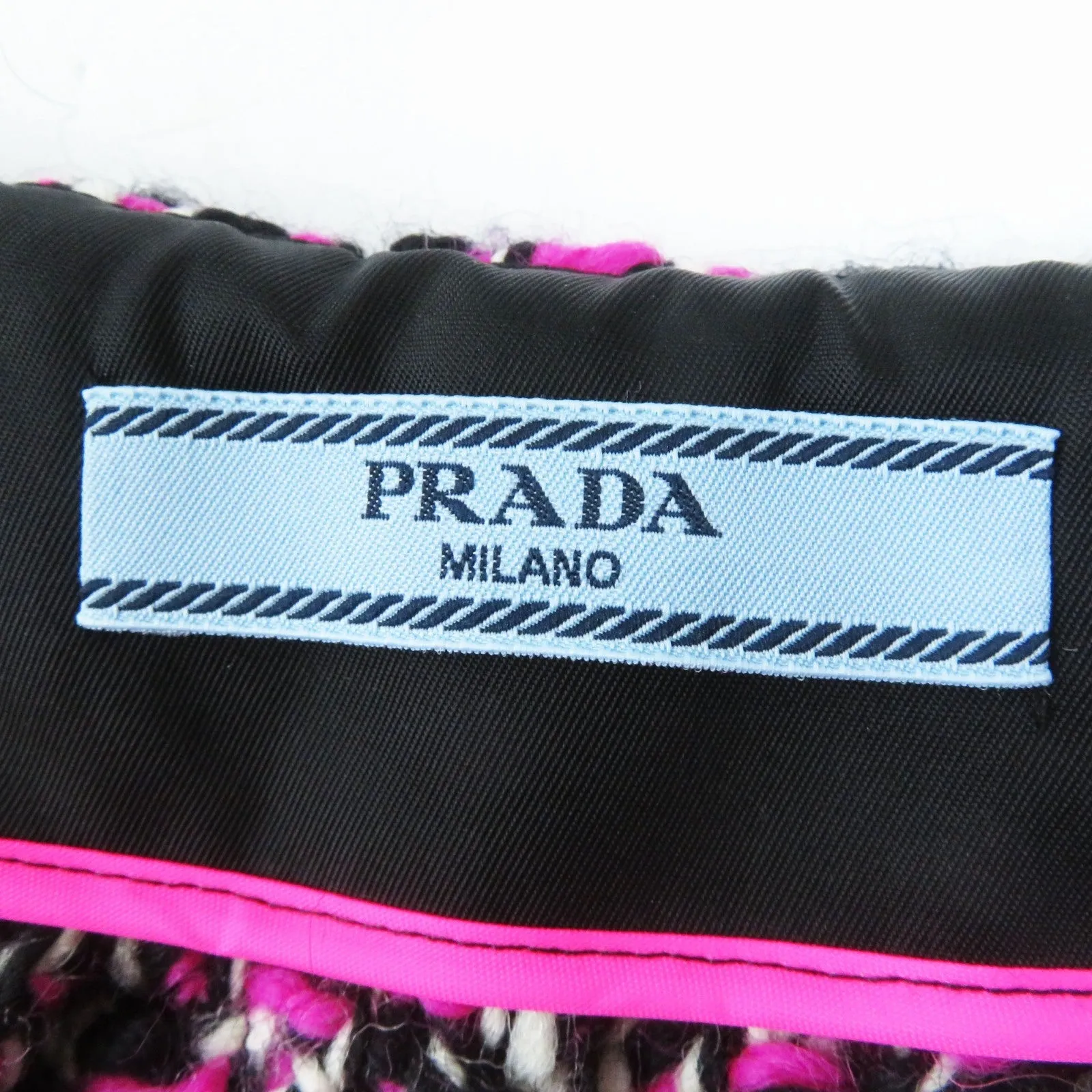 PRADA Pleated skirt P1320 wool pink black white 40