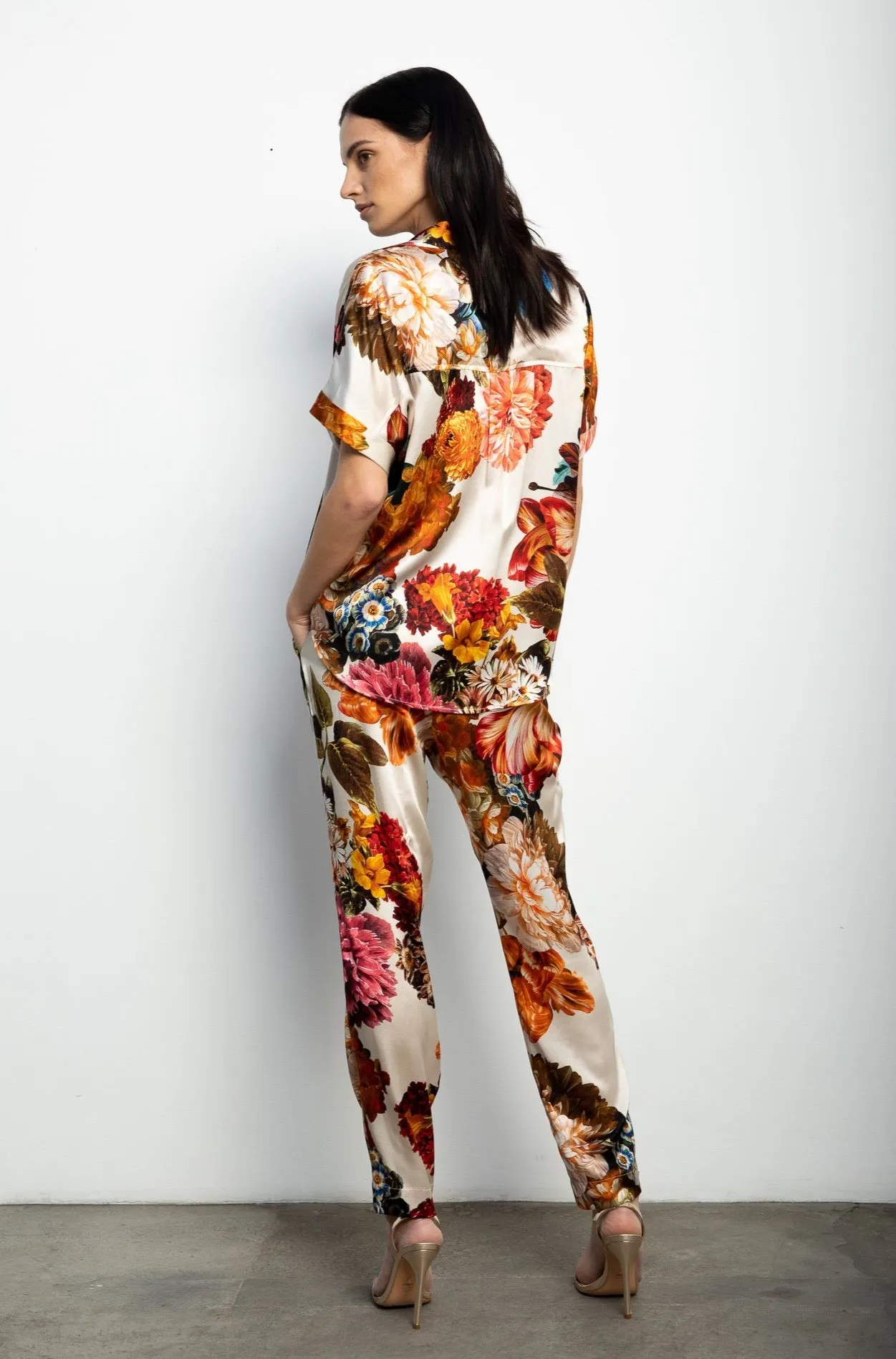 Short Sleeve Blouse   Ivory Bouquet Stretch Silk
